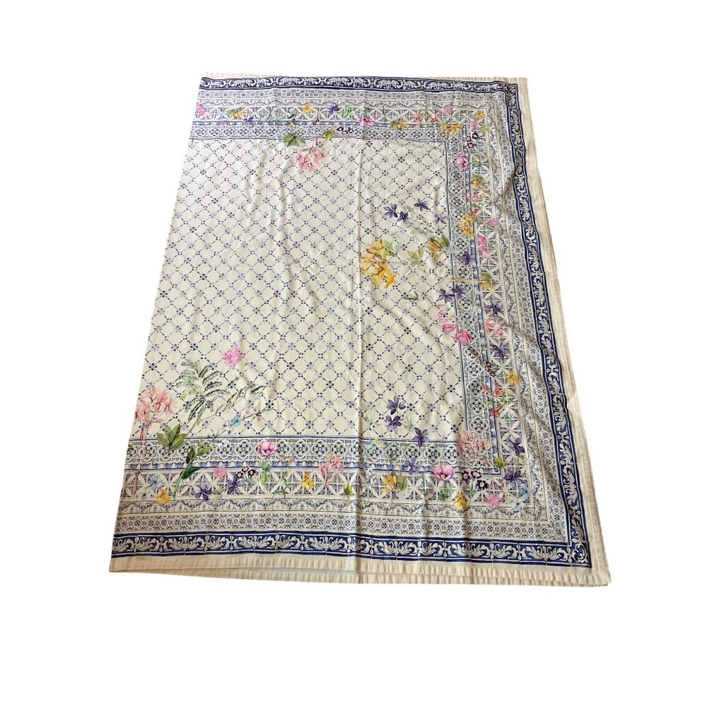 Vintage Floral Patterned Cotton Table Cloth 88" x 61"